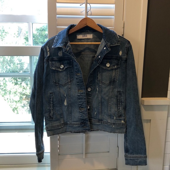Zara Frayed Jean Jacket - Picture 1 of 9